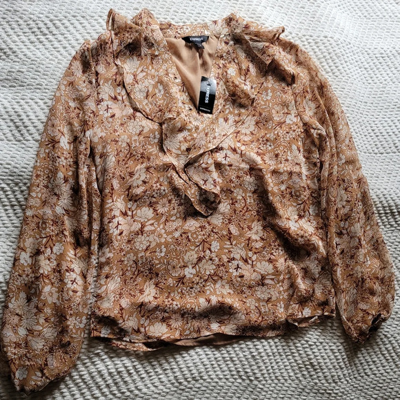 🖤New Express Paisley Floral Lace-Up Ruffle Top Blouse🖤 - Picture 2 of 6